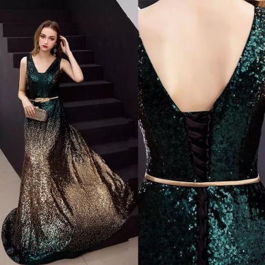 Donna Bridal formální šaty na ples - třpytivý materiál s Ómbré efektem Zelená tmavá Velikost 32 kod 338