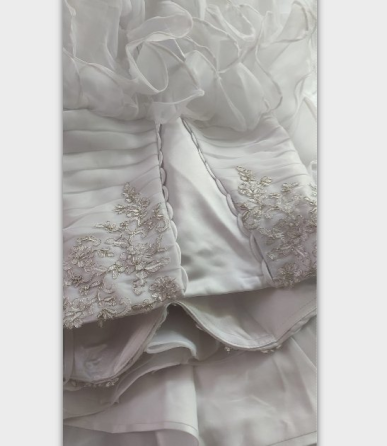 Donna Bridal originální svatební šaty + SPODNICE ZDARMA Bílá Velikost 32 kód 501