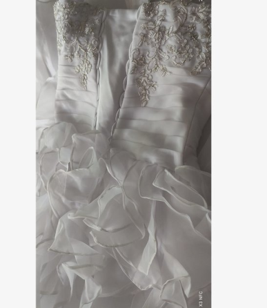 Donna Bridal originální svatební šaty + SPODNICE ZDARMA Bílá Velikost 32 kód 501