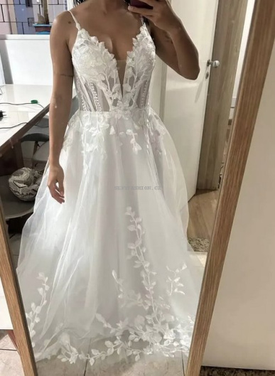 Donna Bridal romantické krajkové svatební šaty, plesové šaty v barvě fialové - více barev viz VZORNÍK Bílá Velikost 32 kód 559