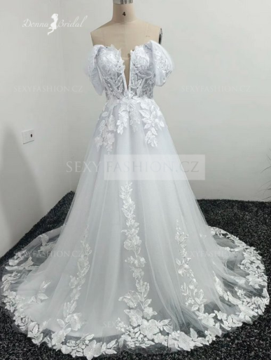 Donna Bridal moderní svatební šaty s krajkou a odhalenými rameny - na míru a v různých barvách Bílá Velikost 30 kód 563
