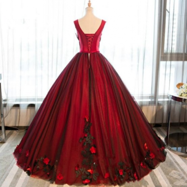 Donna Bridal romantické šaty s květinovou aplikací v 3D + SPODNICE ZDARMA Červená tmavá Velikost 32 kod 265