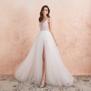 Donna Bridal tylové svatební šaty s rozparkem a zdobeným živůtkem Bílá Velikost 32 kód 367