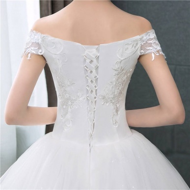 Donna Bridal svatební šaty s originálními velkými krajkami na sukni + SPODNICE ZDARMA Ivory Velikost 32 kód 404