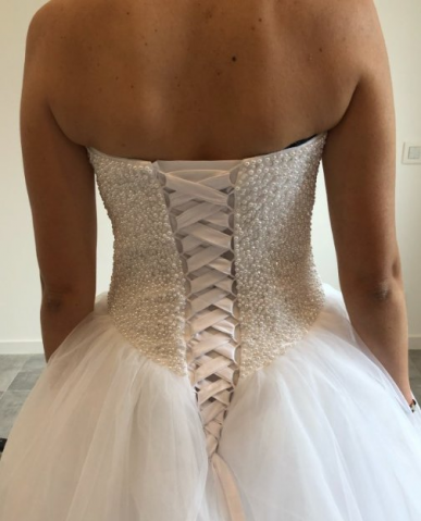 Donna Bridal luxusní svatební šaty - ušijeme s ramínkami nebo bez podle přání zákazníka + SPODNICE ZDARMA Bílá Velikost 32 kód 426