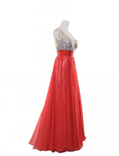 Donna Bridal plesové a maturitní šaty s bohatě zdobeným živůtkem a výstřihem do V kód 331 - Červená