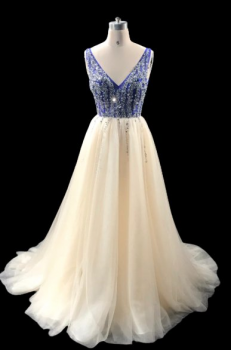 Donna Bridal večerní, krásné a sexy společenské šaty s rozparkem a výstřihem do V kód 439 - Mix barev - stejná jako na fotografii