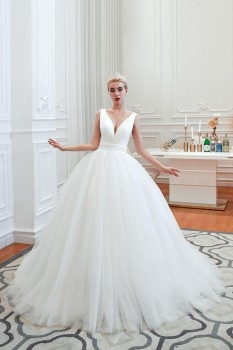 Donna Bridal nádherné princeznovké svatební šaty s princeznovskou sukní kód 132 - Bílá