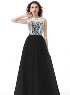 Černá Donna Bridal elegantní plesové šaty na ples s knoflíčky na zádech kód 223 - Černá