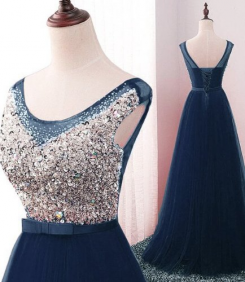 Donna Bridal dlouhé elegantní večerní šaty na ples s výstřihem do V kód 236 - Modrá námořnická