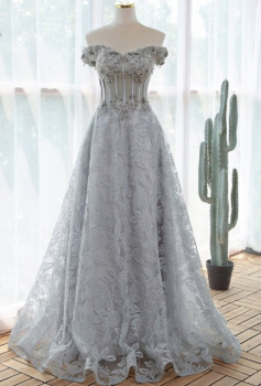 Donna Bridal elegantní plesové šaty s 3D květinkami a originální krásnou sukní kód 417