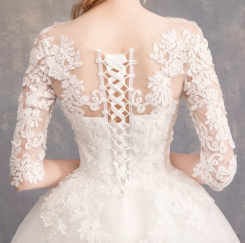 Donna Bridal nádherné svatební šaty s krajkou na sukni s vlečkou + SPODNICE ZDARMA kód 496 - Ivory - bez vlečky
