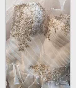 Donna Bridal originální svatební šaty + SPODNICE ZDARMA Bílá Velikost 32 kód 501