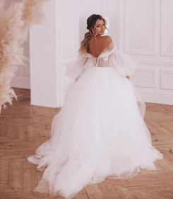 Donna Bridal BOHO nádherné svatební šaty s krajkovo květinkovým korzetovým živůtkem + odepínací rukávy Bílá 42 kód 123