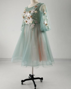 Donna Bridal Elegantní společenské společenské šaty A-line s lodičkovým výstřihem kód 532 - Zelená