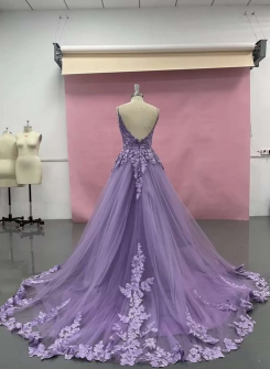Donna Bridal romantické krajkové svatební šaty, plesové šaty v barvě fialové - více barev viz VZORNÍK kód 559 - Fialová