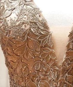 Donna Bridal Luxusní plesové & společenské šaty s krajkou, kamínky a šněrováním na zádech – ball gown silueta kód 154 - Zlatá