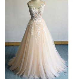 Donna Bridal svatební a společenské šaty s knoflíčky na zádech a krajkou + SPODNICE ZDARMA kód 69