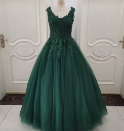 Donna Bridal nádherné plesové šaty s perličkami + SPODNICE ZDARMA Zelená tmavá Velikost 44 kód 162