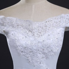 Donna Bridal gorgeous wedding dress with dropped sleeves and train + FREE Petticoat code 76 - Bílá