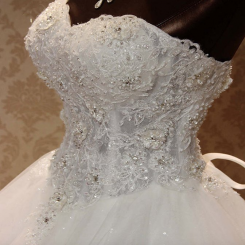 Donna Bridal svatební šaty s květinovou aplikací, perličky a flitry kód 128 - Ivory