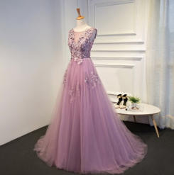 Donna Bridal večerní a společenské šaty s květinovou aplikací a perličkami kód 156 - Růžová Dusty Pink