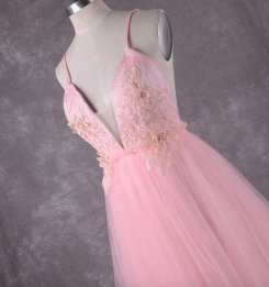 Donna Bridal romantické krajkové květované šaty pro družičku kód 224 - Růžová