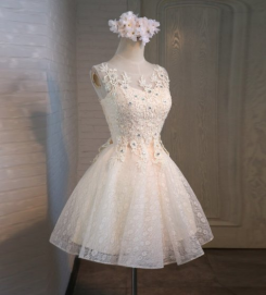 Donna Bridal krajkové koktejlové šaty Šampaň Velikost 32 kód 253