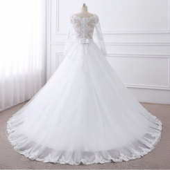 Donna Bridal luxury lace wedding dress with pearls, long sleeves and train + FREE Petticoat Bílá 32 code 92
