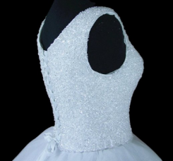Donna Bridal luxury wedding dress with crystals or small pearls code 93 - Bílá