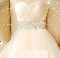 Donna Bridal maturitní šaty s výrazným zdobeným pasem a plisovaným živůtkem Šampaň Velikost 42 kod 346