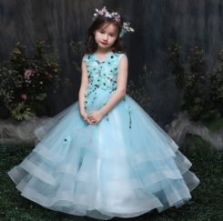 Donna Bridal stejné šaty pro maminku a holčičku kód 360 - Modrá ledová