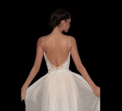 Donna Bridal skladem boho svatební šaty s krásně zdobenou sukní a krajkovým živůtkem Šampaň Velikost 32 kód 391