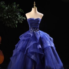 Donna Bridal princeznovské šaty vepředu krátké, vzadu dlouhé s vlečkou kód 419 - Modrá královská